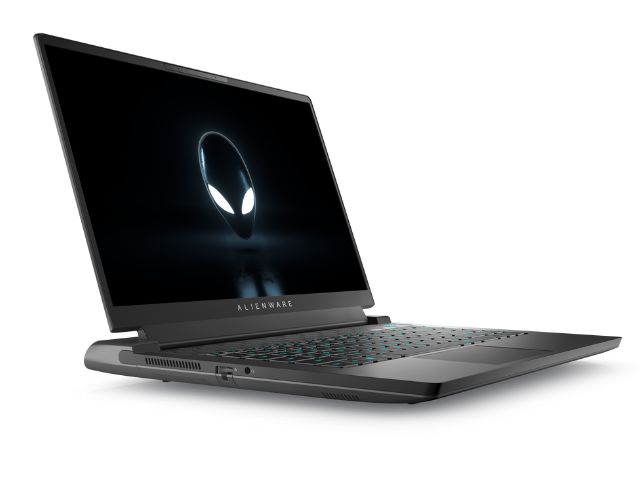 Dell Alienware M15 R7 AMD ఎడిషన్